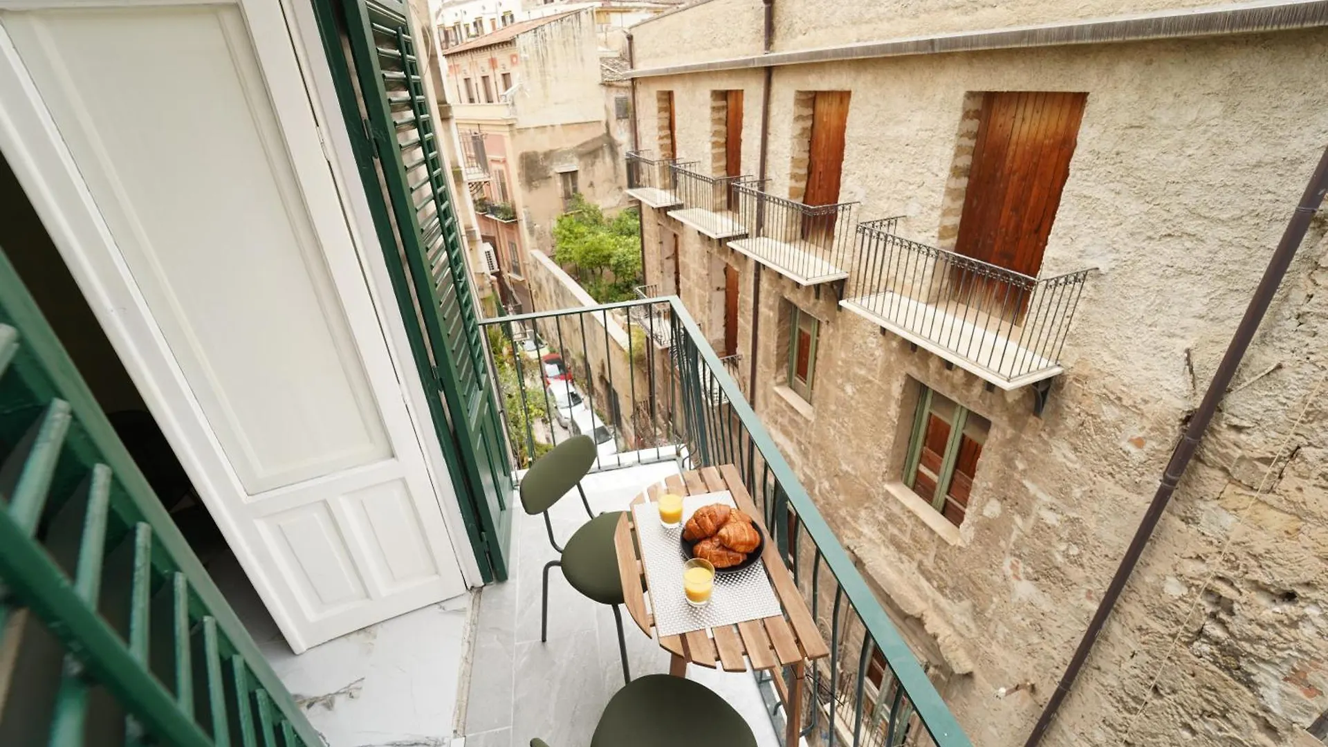 Quattro Canti 200 Mt- Appartamento Salvia Palermo Apartment